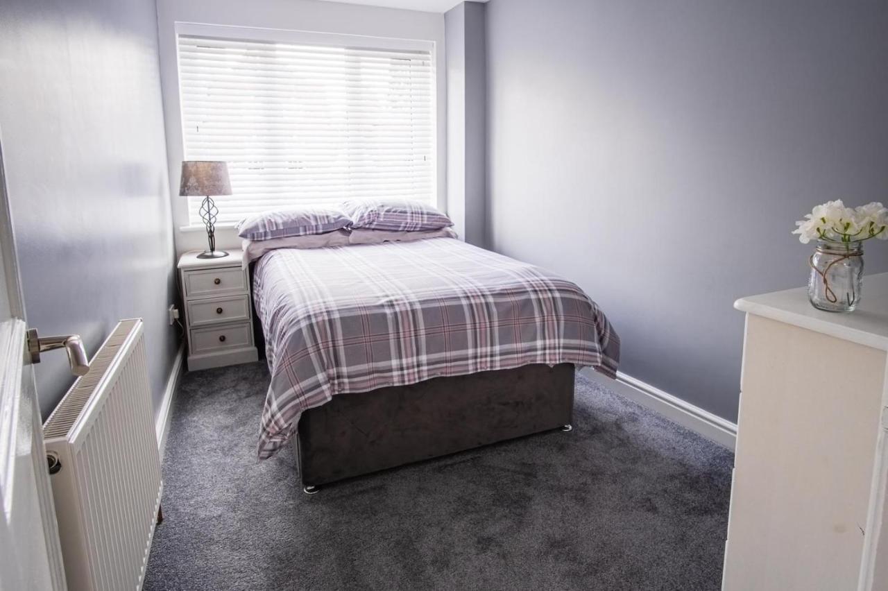 Tallets With Balcony & Parking Tewkesbury